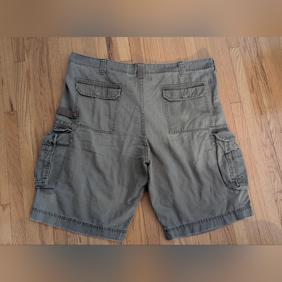 Signature by Levi Strauss Men's Cargo Shorts - Olive - Picture 4 of 4